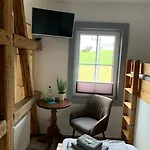 فندق Landgasthof Wetteraperle 3*