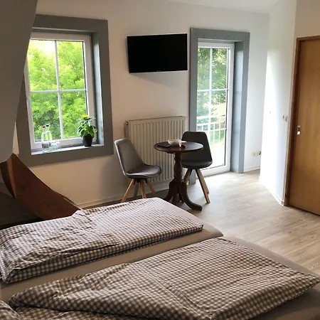 Landgasthof Wetteraperle Otel 3*
