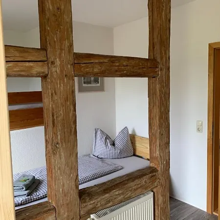 Otel Landgasthof Wetteraperle Raila